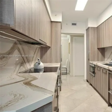 Image 9 - Green Diamond Condominium, 4775 Collins Avenue, Miami Beach, FL 33140, USA - Condo for rent