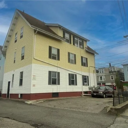 Image 3 - 857 Dexter Street, Central Falls, RI 02863, USA - House for sale