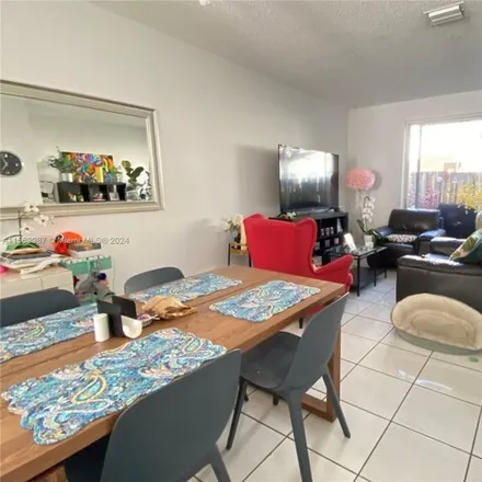 Image 7 - 835 Northeast 212th Terrace, Miami-Dade County, FL 33179, USA - Townhouse for rent