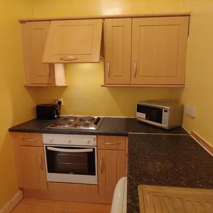 Rent this 3 bed apartment on 25 Oxford Street in City of Edinburgh, EH8 9PF