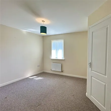 Image 8 - Castleton Grove, Haverfordwest, SA62 4BL, United Kingdom - Duplex for rent