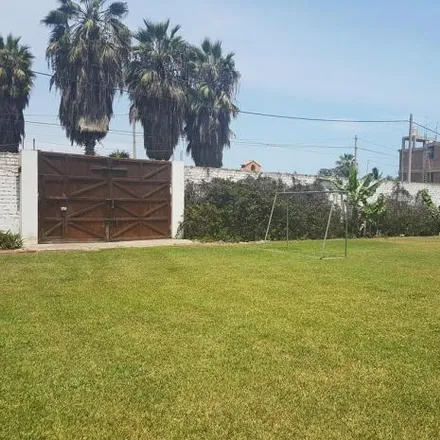 Rent this studio house on Jirón Los Fresnos in Lurín, Lima Metropolitan Area 15841