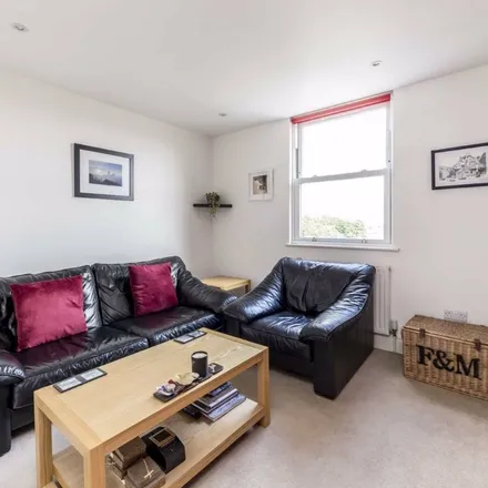 Rent this 2 bed apartment on Highgate Nails in 212 Archway Road, London