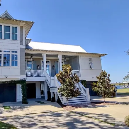 Buy this 5 bed house on 1497 Bayou Shore Drive in Galveston, TX 77551