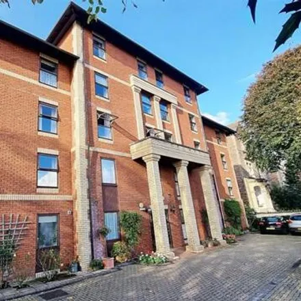 Buy this 1 bed apartment on 1 Beaufort Road in Bristol, BS8 2JZ