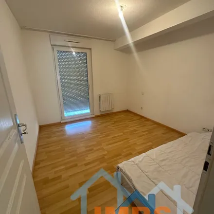 Rent this 3 bed apartment on 23 Rue Louis Pasteur in 68100 Mulhouse, France
