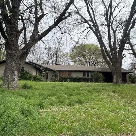 Buy this 3 bed house on 137 Faulkner Lane in Waco, TX 76704