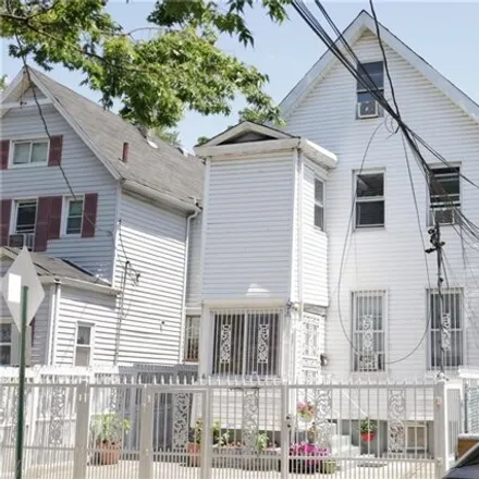 Buy this 7 bed house on 4502 Carpenter Avenue in New York, NY 10470