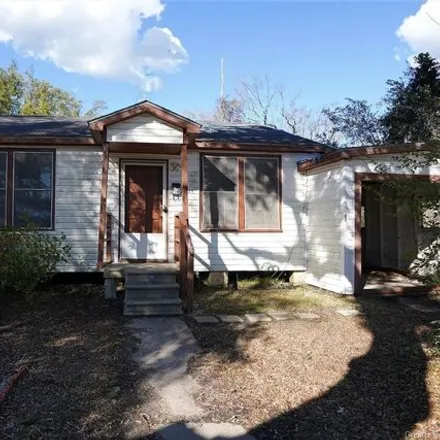 Buy this 2 bed house on 2289 Rose Street in Pine Acres Trailer Park, Lake Charles
