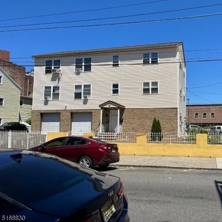 Image 1 - 174 Carroll Street, Paterson, NJ 07501, USA - Townhouse for sale