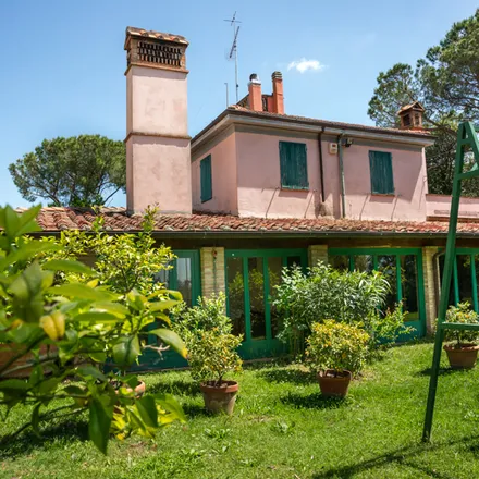 Image 2 - Tuscany, Italy - House for sale