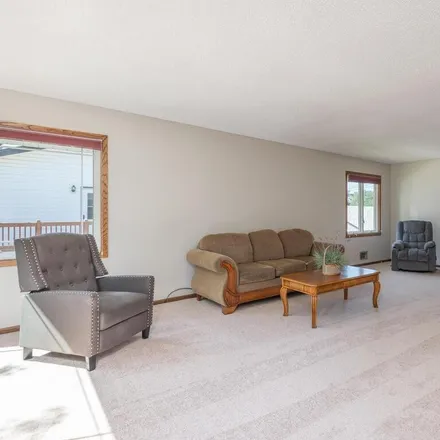 Image 5 - 815 50 1/2 Avenue Northeast, Columbia Heights, MN 55421, USA - House for sale