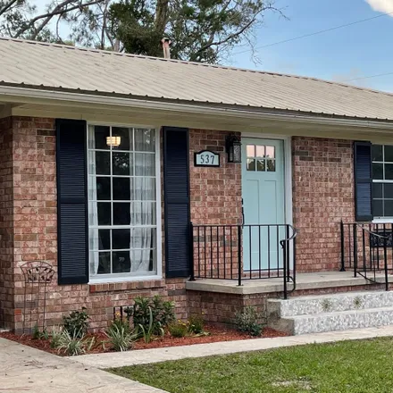 Buy this 3 bed house on Marymac Street in Live Oak, Suwannee County