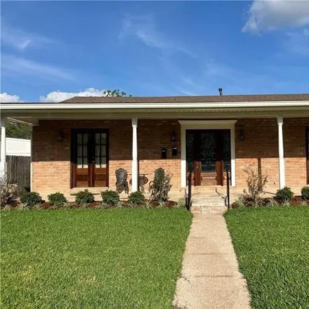 Rent this 3 bed house on 6861 Argonne Boulevard in Lakeview, New Orleans
