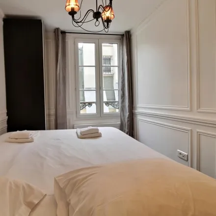 Image 2 - 22 Rue Pierre Fontaine, 75009 Paris, France - Apartment for rent