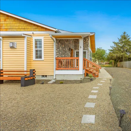 Rent this 2 bed house on 569 Ocean Shores Boulevard Northwest in Ocean Shores, Grays Harbor County