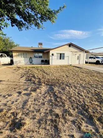 Buy this 3 bed house on 1067 West Aspen Avenue in Lovington, NM 88260