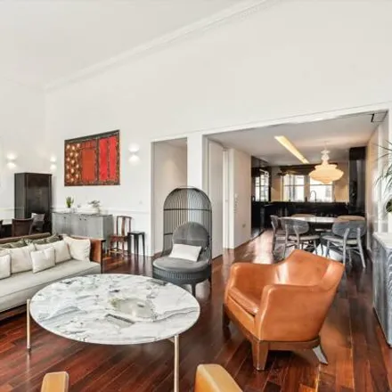 Rent this 5 bed apartment on 62 Queen's Gate in London, SW7 5QL