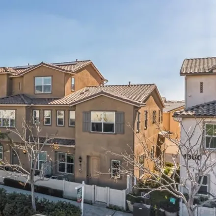 Image 2 - 1370 Santa Victoria Road, Chula Vista, CA 91913, USA - Townhouse for sale