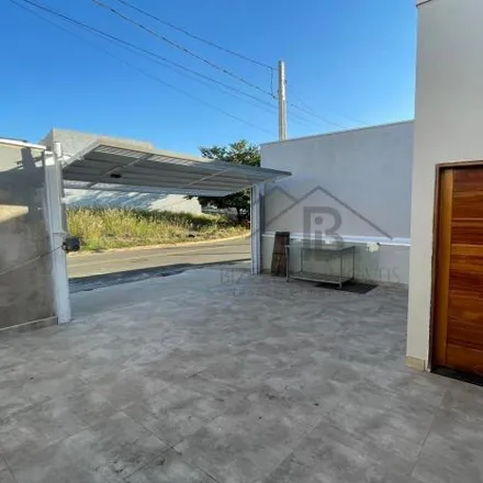 Buy this 2 bed house on Rua Rubens Groff in Jardim Residencial Nova Veneza, Indaiatuba - SP