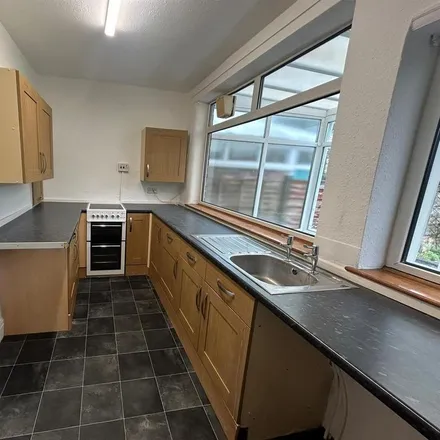Image 4 - Assheton Crescent, Manchester, M40 1NN, United Kingdom - Duplex for rent