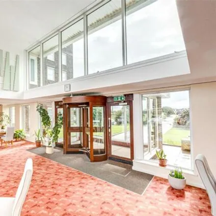 Image 7 - Vista Mare, West Parade, Worthing, BN11 5EE, United Kingdom - Apartment for sale