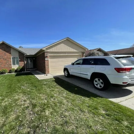 Buy this 3 bed house on 20797 Cueter Lane in Clinton Township, MI 48038