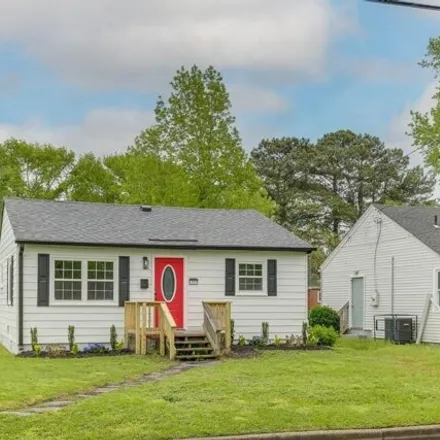 Buy this 3 bed house on 303 Truxton Avenue in Portsmouth, VA 23702