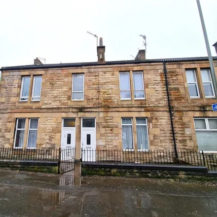 Rent this 2 bed apartment on Well Side Drive in Cambuslang, G72 8TA