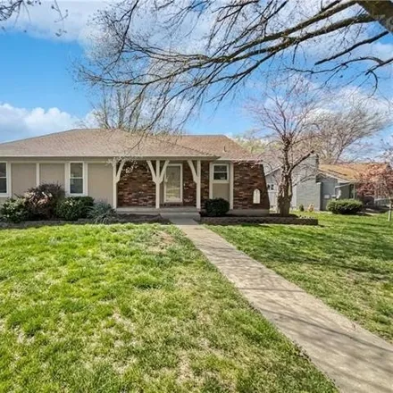 Buy this 3 bed house on Northeast Grant in Lee's Summit, MO 64064