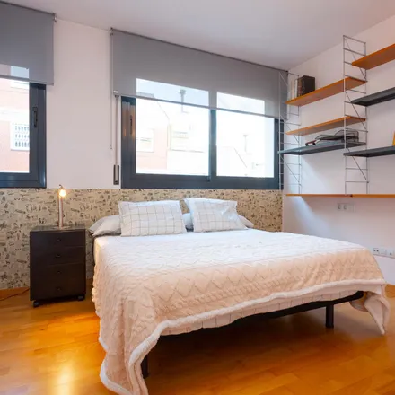 Rent this 3 bed apartment on Carrer de l'Arc de Sant Martí in 08001 Barcelona, Spain