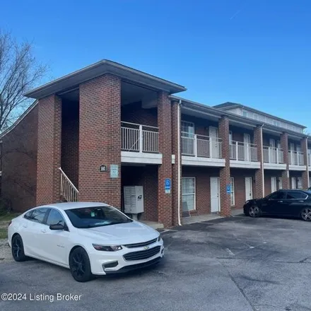 Rent this 2 bed apartment on Bocce Bowl in 125 West Chestnut Street, Jeffersonville