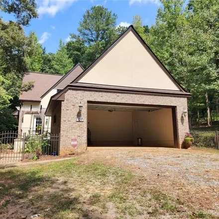 Buy this 3 bed house on 129 Idlebrook Rd in Statesville, North Carolina