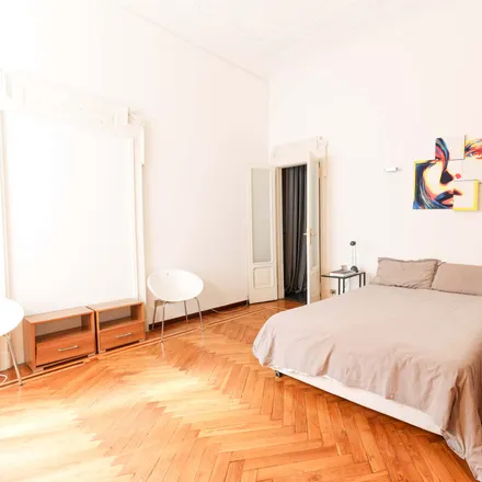 Image 9 - Via Giovanni Boccaccio, 7, 20123 Milan MI, Italy - Apartment for rent