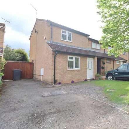 Buy this 2 bed duplex on Chiltern Avenue in Shepshed, LE12 9BW