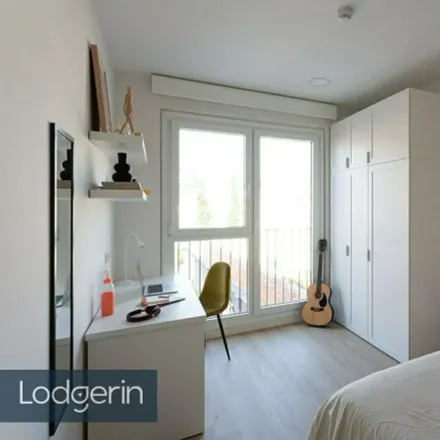 Rent this studio room on Madrid in Calle del Cantueso, 41