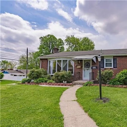 Image 2 - 1501 North 28th Street, Woodlawn, South Whitehall Township, PA 18104, USA - House for sale