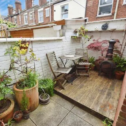 Image 7 - 10 Victoria Road, Exeter, EX4 6PZ, United Kingdom - Townhouse for sale