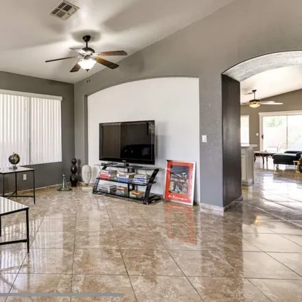 Image 9 - Glendale, AZ - House for rent