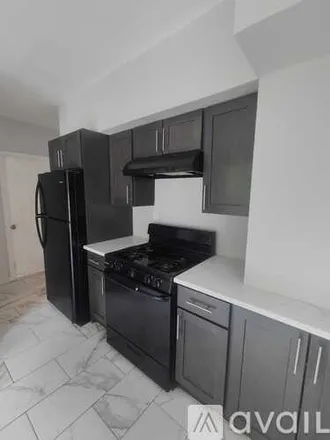 Rent this 2 bed apartment on 132 Franklin Ave