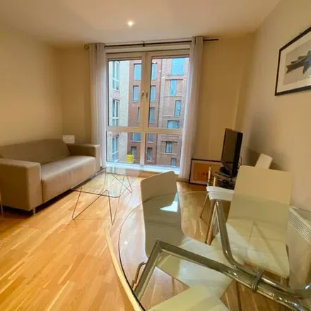 Rent this 1 bed room on 10 Hosier Lane in London, EC1A 9LQ