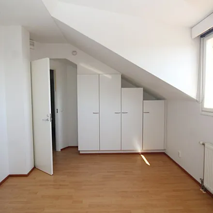 Rent this 5 bed apartment on Päiviönkatu in 74100 Iisalmi, Finland