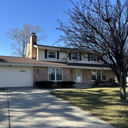 Buy this 4 bed house on 7453 North Chadwick Road in Glendale, WI 53217