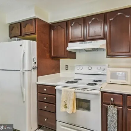 Image 9 - 3523 Wedgewood Court, Chesterfield Plaza, Pasadena, MD 21122, USA - Condo for sale