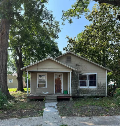 Buy this 3 bed house on 304 Bush Street in Morgan City, LA 70380