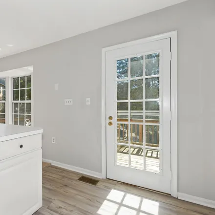 Image 8 - 13705 Crystalford Court, Centreville Farms, Centreville, VA 20120, USA - Townhouse for sale