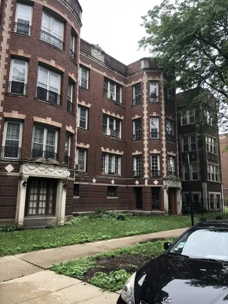Image 2 - 2201-2215 East 70th Place, Chicago, IL 60649, USA - House for sale