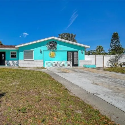 Buy this 3 bed house on 499 David Court in Lake Saint George, Pinellas County