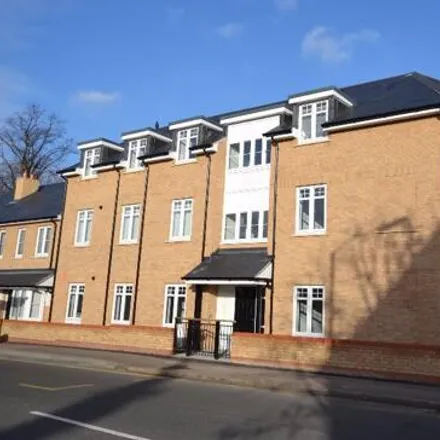 Rent this 1 bed apartment on A&M Tiling in School View Road, Chelmsford