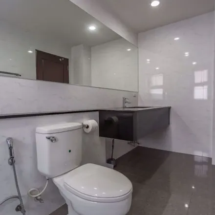 Rent this 3 bed apartment on Soi Ekkamai 28 in Vadhana District, Bangkok 10110